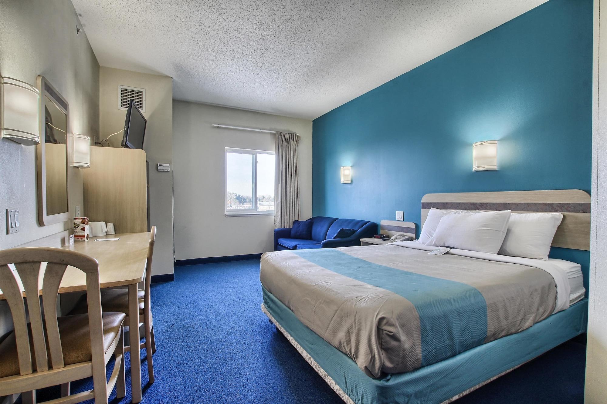 6-london, On - Ontario Hotel