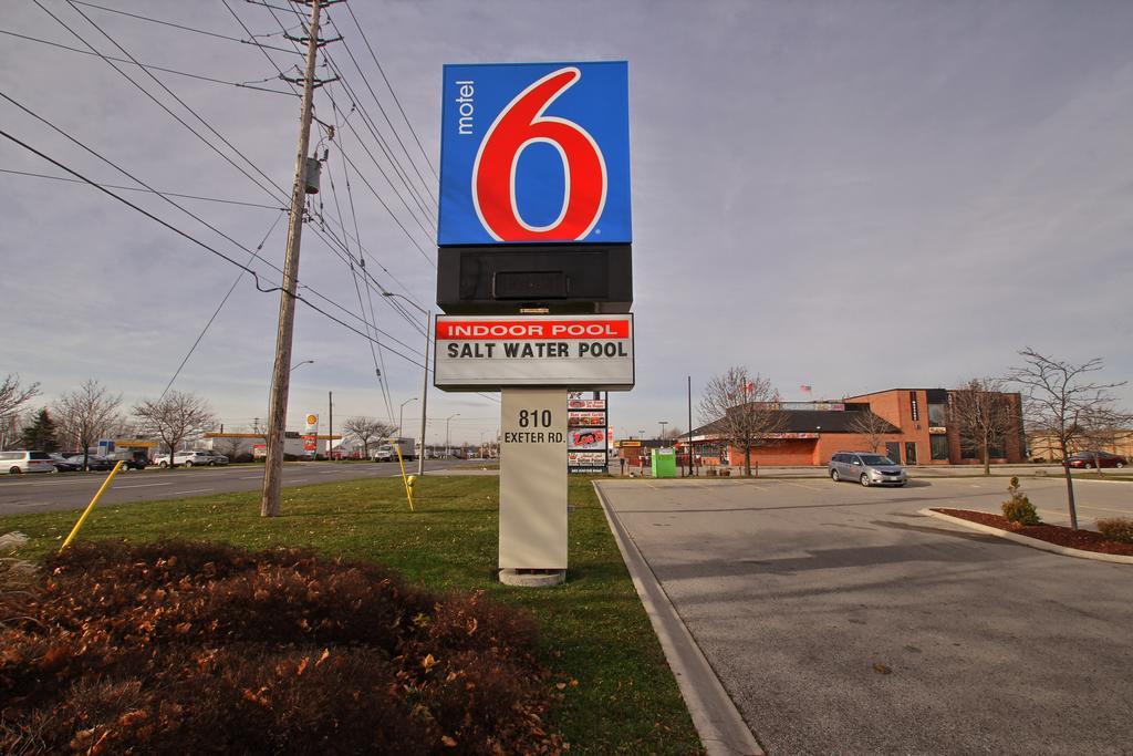 Hotel 6-london, On - Ontario